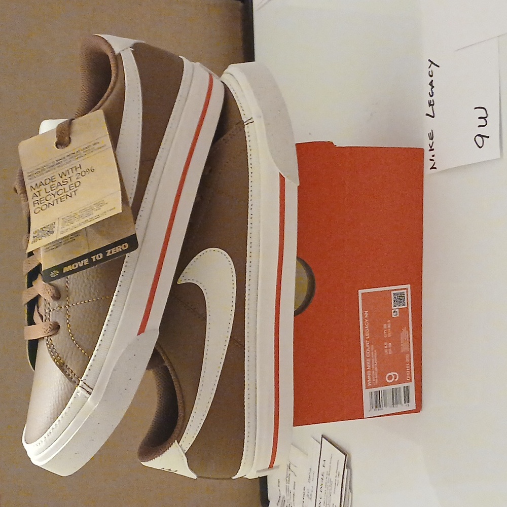 Nike Legacy ALL Leather Uppers - Picture 5 of 5
